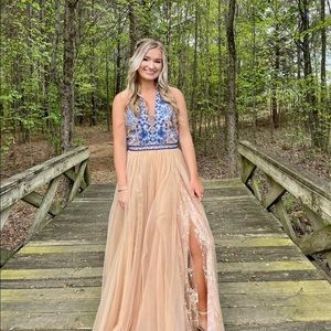 Sherri Hill Dress! Worn once for a couple hours— perfect condition!!